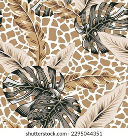 Hojas tropicales de palma, fondo de huella animal de jirafa. Patrón veloz. Ilustración africana. Plantas exóticas. El diseño floral de la playa de verano. Naturaleza