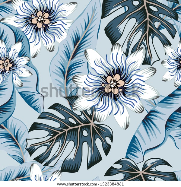 青の背景に熱帯の情熱の花 バナナ モンステラのヤシの葉 ベクターシームレスなパターン ジャングルの葉のイラスト エキゾチックな植物 夏のビーチ花柄 天国の自然 のベクター画像素材 ロイヤリティフリー 1523384861