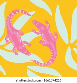 Tropischer Druck - Vektorillustration. rosafarbenes Krokodil auf gelbem Hintergrund. Abstrakte Palmen, nahtloses Muster. Modehintergrund.