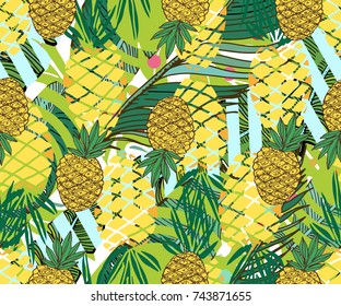 Tropical seamless pattern. Ripe juicy pineapples. Hand drawn vector background.