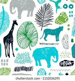 Tropical seamless pattern. Safari wallpaper.