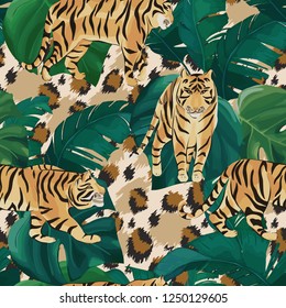Tropical seamless pattern with tiger. Animal print. Abstract african background. Vector illustration