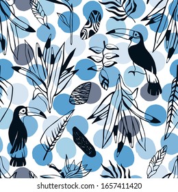 Tropical seamless pattern with toucans. Vector background.