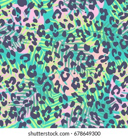 Tropical trrendy seamless pattern with tropical leafs and leopard print . Beach background. Paradise pattern. Tropical leaf. Animal print. Summer. Hawai