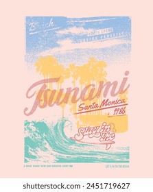 Tropische Vintage Palme mit großen Wellen, Tee Grafikdesign, Strand Resort Vibes T-SHIRT PRINT DESIGN, Tropischer Sonnenuntergang. Surfen und Strand. Klassischer Stranddruck. 