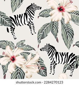 Tropisches Zebra-Tier, weiße Hibiskusblumen, gestreifte Blätter, heller Hintergrund. Nahtloses Muster. Vektorgrafik. Blumendesign für den Sommer am Strand. Exotische Pflanzen. Paradies Natur