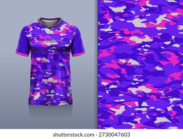 T-Shirt mockup mit abstrakten Camouflage Muster Jersey Design für Fußball, Fußball, Rennen, esports, laufen, in violett rosa weiß Farbe