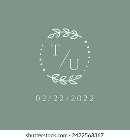 TU initial modern monogram wedding with creative circle line