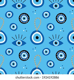 Amuletos turcos en forma de ojo azul, talismanes nazar, encantos estilo de caricatura vectorial sin costuras fondo de patrón.