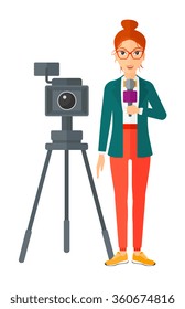 Reportero de televisión trabajando.