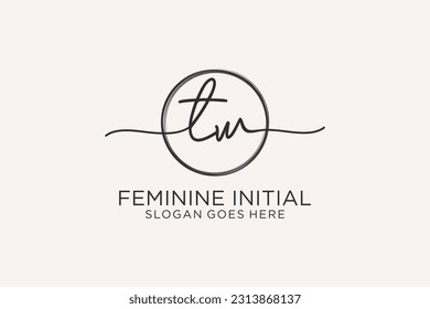 Logo de escritura a mano TW con el logotipo de vector de plantilla de círculo de la firma inicial, boda, moda, floral y botánica con plantilla creativa.