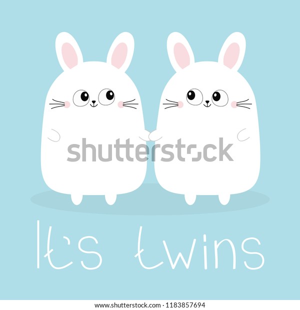 双子 2人の女の子 かわいい双子のウサギが手をつないだ ハレの夫婦の家族のアイコン かわいい漫画の笑顔キャラクター セット 青の背景 分離型 フラットデザイン ベクターイラスト のベクター画像素材 ロイヤリティフリー