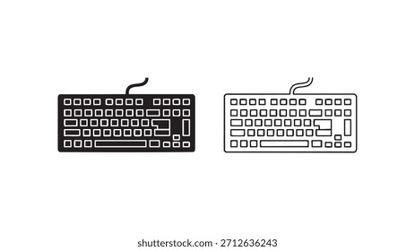 Zwei schwarz-weiße Computertastaturen. Eine ist eine Standardtastatur
