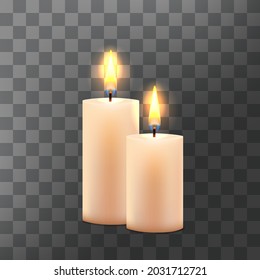 Dos velas cilíndricas decorativas ardientes con llamas ardientes sobre fondo transparente.