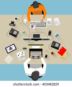 Dos personas de negocios en sus lugares de trabajo. Ilustración vectorial de trabajo de oficina