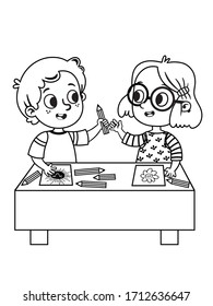 Dos lindos escolares dibujando fotos. Ilustración vectorial en blanco y negro.