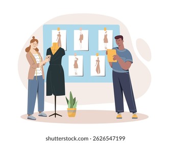 Dois estilistas colaborando em um estúdio, um ajustando um vestido em um manequim e o outro segurando um tablet, com esboços em uma prancha em segundo plano. Ilustração vetorial