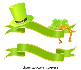 Two green placards with clovers and golden lucky horseshoe