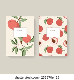 Dos cuadernos ilustrados con patrones de melocotón sobre un fondo beige claro. Diseño minimalista con cabecera blanca para texto. Concepto de papelería