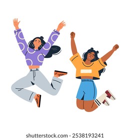 Dos personas alegres están saltando en el aire con grandes sonrisas. Uno lleva un top y pantalones manchados de color púrpura, y el otro luce un top naranja y pantalones cortos azules. Ideal para celebración de felicidad y positividad