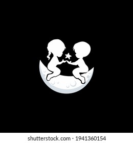 dos niños jugando con estrella en el vector del logotipo de la luna