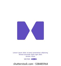 Two opposite triangular arrows pointing to the center icon.