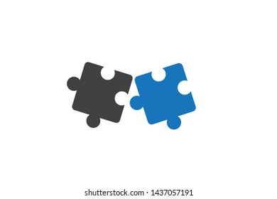 two puzzle connection  icon that means new idea generate 