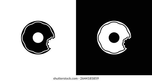 Duas imagens lado a lado, contrastantes, apresentam rosquinhas pretas e brancas com marcas de mordida. A rosquinha à esquerda é preta sobre um fundo branco, a direita é invertida.