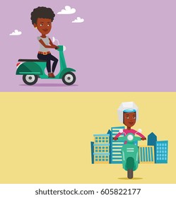 Dos carteles de transporte con espacio para texto. Diseño plano vectorial. Diseño horizontal. Mujer afroamericana montando una moto en el fondo de la ciudad. Mujer con casco conduciendo una moto en la calle de la ciudad.