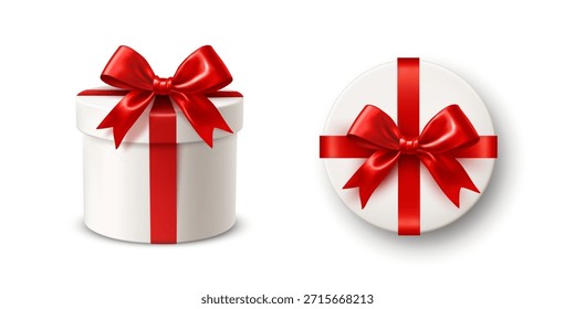  Dos cajas de regalo blancas con cintas rojas brillantes y lazos aislados sobre fondo blanco.
