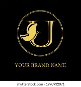 U Letra inicial logotipo moderno de lujo y elegante femenino con mariposa para moda, belleza cosmética, salón, cuidado de la piel y logotipo de spa