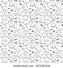 Ufo and aliens Seamless pattern. Cute Doodles space ships sketch. Hand drawn Cartoon Vector illustration.