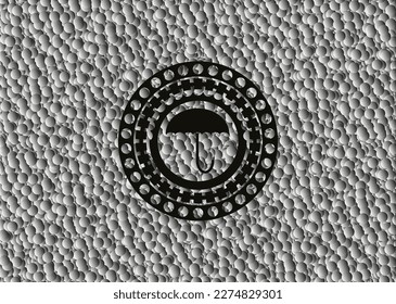 icono del paraguas dentro de un icono oscuro o emblema con fondo de burbujas grises. Ilustración vectorial. Detallado. 