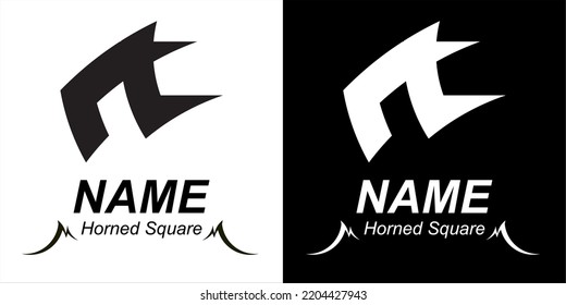 An undraped square with horns