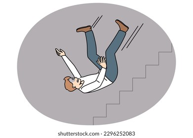 El hombre infeliz cae escaleras de la escalera de la carrera y sufre una crisis laboral en la vida. Fallo de empresario angustiado o problema de negocios. Quiebra y pérdida financieras. Ilustración vectorial plana.