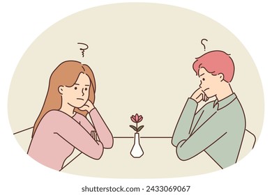 Un hombre y una mujer infelices se sientan a la mesa en el restaurante en la primera cita sintiéndose confundidos y estresados. Pareja frustrada en el café tiene pelea o desacuerdo. Ilustración vectorial.