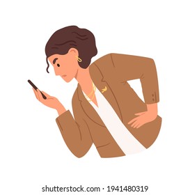 Mujer infeliz mirando la pantalla del smartphone, leyendo malas noticias o mensajes. Una molesta mujer de negocios sostiene y mira fijamente el teléfono móvil. Ilustración vectorial plana coloreada aislada en fondo blanco