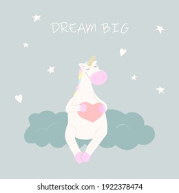 
unicornio sentado en una nube con vector de ilustración del corazón. imagen hecha a mano para la habitación de los niños, ropa para niños, pijamas. unicornio lindo con una forma de arcoiris y letras grandes de ensueño