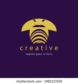 Logo único y genial. Con forma de zopenco. Morado