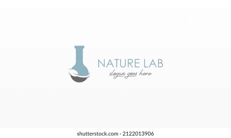 Einzigartiges Logo-Design für Laborflaschen mit zwei Bedeutungen in Flachfarben