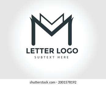 Elegante, creativo y exclusivo, lujoso y artístico color negro y oro logotipo de letra M inicial.