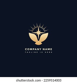 Un logo único y moderno con un águila dorada que extiende sus alas y un símbolo de brújula. Perfecto para empresas relacionadas con viajes, navegación, aventura o libertad
