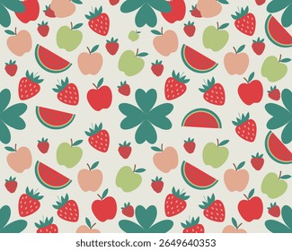 Um padrão único sem costura que mistura frutas de verão como maçãs e morangos com trevos de quatro folhas de sorte. O design de vetor plano e a paleta de cores retro silenciada criam uma aparência encantadora e elegante