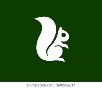 einzigartige Design-Inspiration für einfaches Ständer-Eichhörnchen-Logo