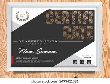 Vector de Plantilla de certificado universitario Gratis