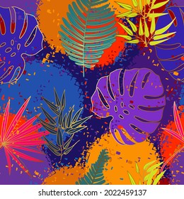 Unusual tropical iridescent seamless background with Monstera leaves and palm branches. Hawaiian motifs. Wallpaper in the fashionable style of Junglow. Vector botanical illustration.