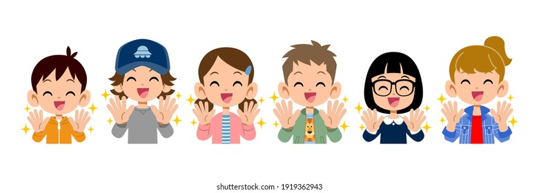 Upper body of smiling children who washed their hands