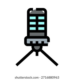 Micrófono USB en un Pequeño trípode que representa la grabación de sonido, podcasting, transmisión y voz en off para varias plataformas de medios que ilustran la producción y comunicación de audio digital
