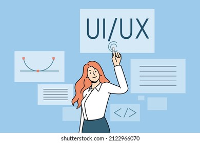 Interfaz de usuario y concepto de experiencia. Mujer joven diseñadora web programadora de computadoras parada y señalando ui ux ilustración vectorial 