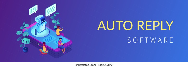 Usuarios con gadgets digitales sentados en la pantalla del smartphone y charlando con chatbot. Bots de medios sociales, chatbot de mensajería, concepto de software de respuesta automática. Espacio de copia de la plantilla de encabezado de banner 3D isométrico.